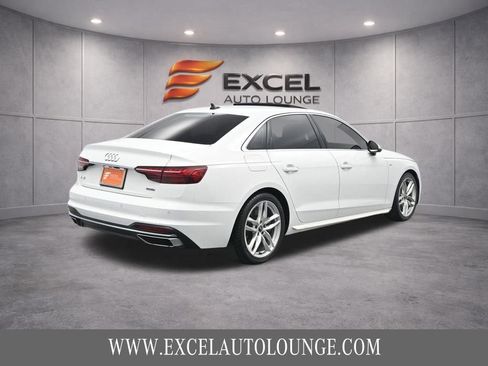Used 2022 Audi A4 2.0T Premium Plus AWD/4WD image 9