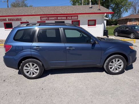Used 2012 Subaru Forester 2.5X Premium w/ All-Weather Pkg AWD/4WD image 2