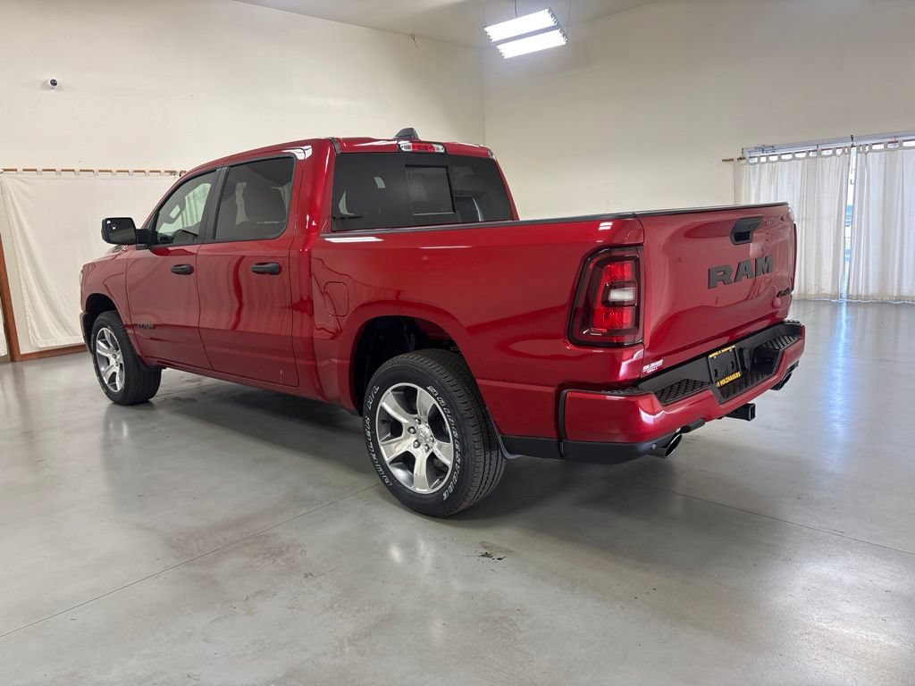 New 2026 RAM 1500 Express AWD/4WD image 6