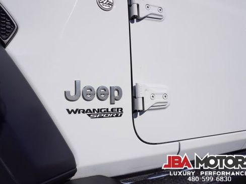 Used 2020 Jeep Wrangler Sport image 17
