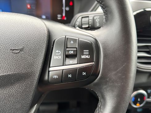 Used 2023 Ford Escape Active FWD image 18