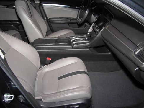 Certified 2018 Honda Civic Touring image 21