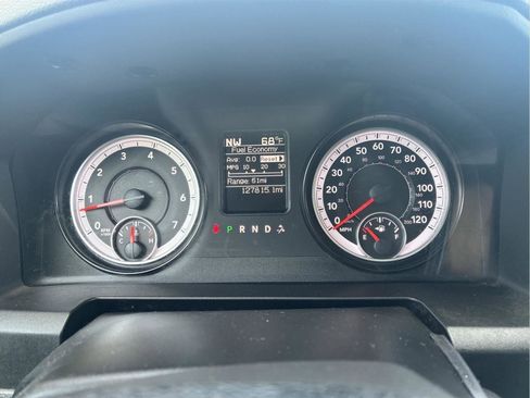 Used 2015 RAM 2500 Tradesman w/ Chrome Appearance Group AWD/4WD image 18