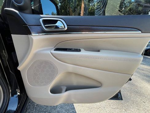Used 2014 Jeep Grand Cherokee Limited AWD/4WD image 47