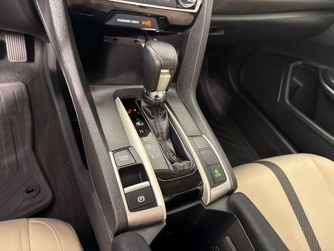 Used 2017 Honda Civic EX image 15