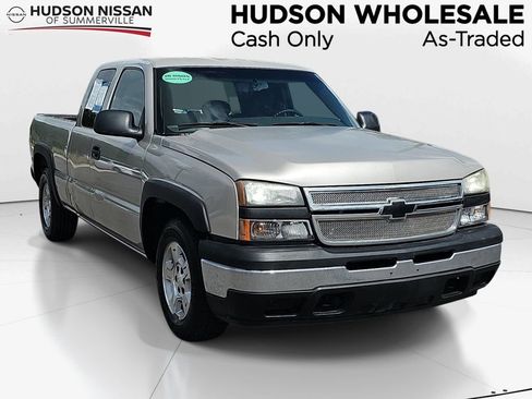 Used 2007 Chevrolet Silverado 1500 W/T RWD image 1