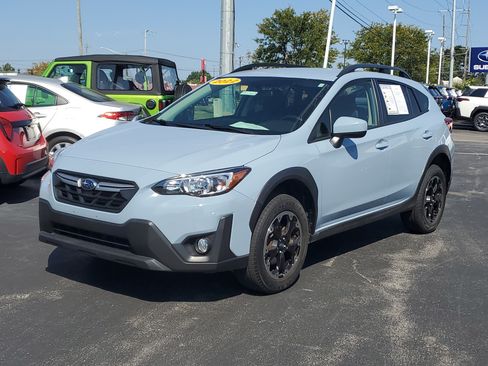 Used 2022 Subaru Crosstrek 2.0i Premium AWD/4WD image 32