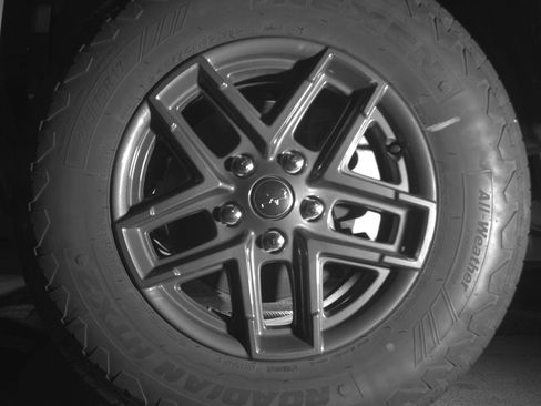 Used 2025 Jeep Wrangler Unlimited Sport AWD/4WD image 12