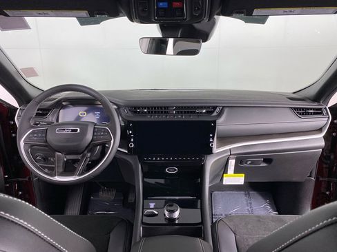 New 2026 Jeep Grand Cherokee Altitude AWD/4WD image 4