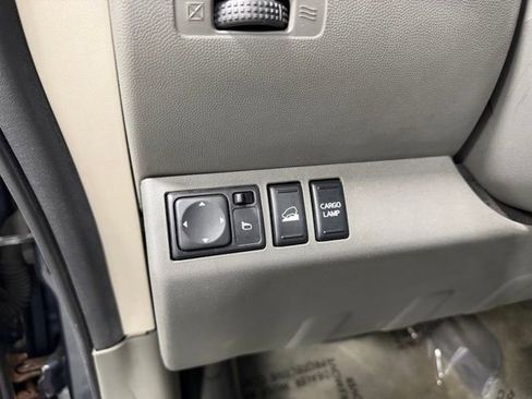 Used 2016 Nissan Frontier SV w/ SV Value Truck Package AWD/4WD image 16