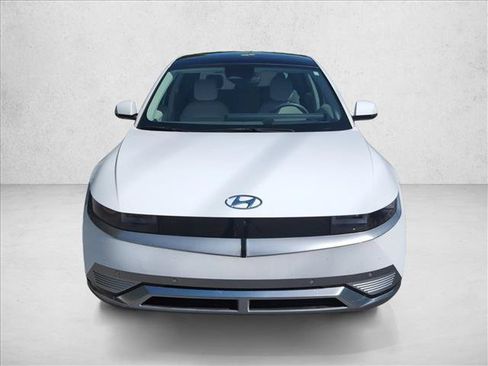 Certified 2024 Hyundai Ioniq 5 Limited RWD image 2