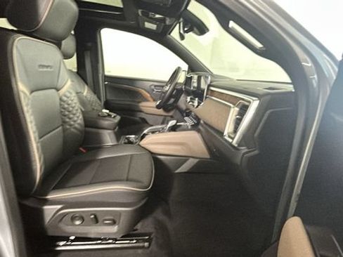 Used 2026 GMC Canyon Denali AWD/4WD image 30