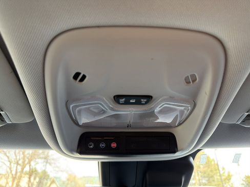 Used 2023 Chevrolet TrailBlazer LS image 19