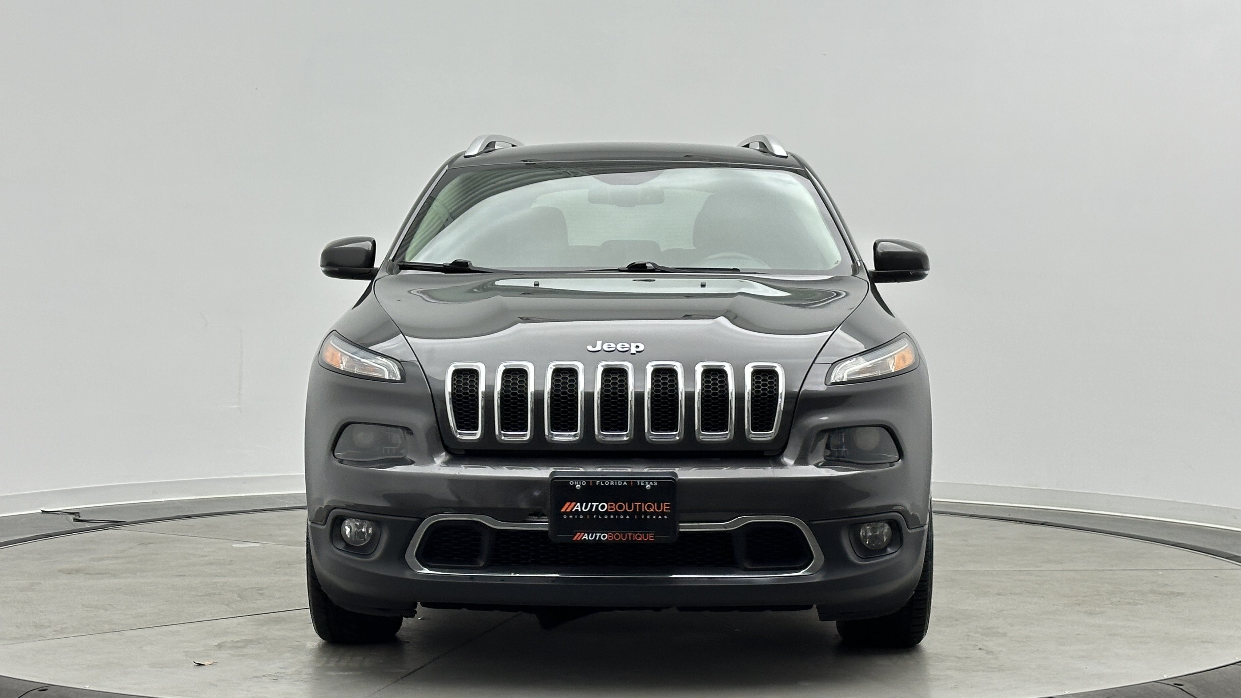 Used 2017 Jeep Cherokee Limited FWD image 2