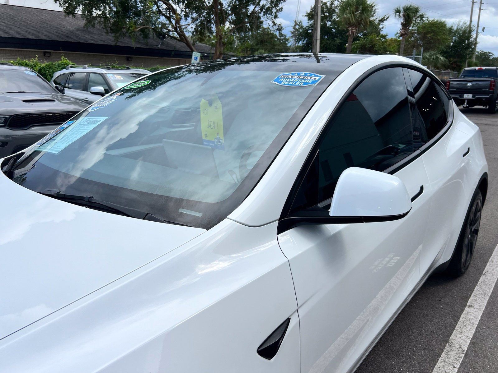 Used 2025 Tesla Model Y Long Range RWD image 73