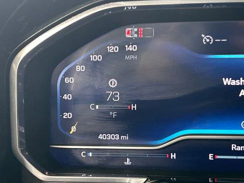 Used 2024 Chevrolet Silverado 2500 High Country w/ High Country Premium Package image 19