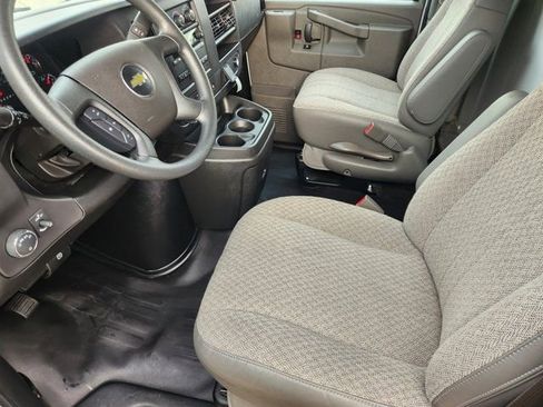 Used 2025 Chevrolet Express 3500 w/ Power Convenience Package image 4