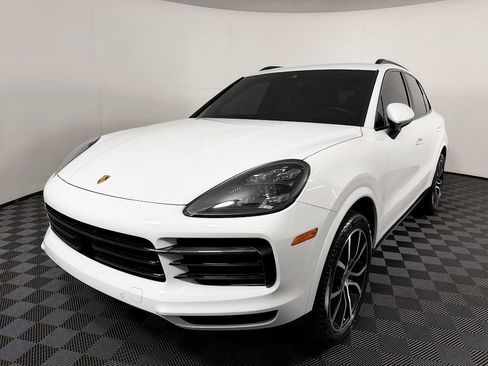 Used 2019 Porsche Cayenne S AWD/4WD image 3