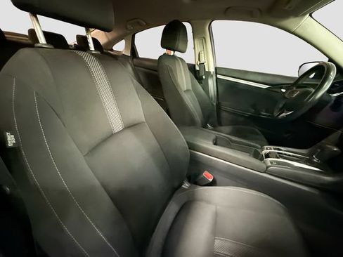Used 2019 Honda Civic EX image 27