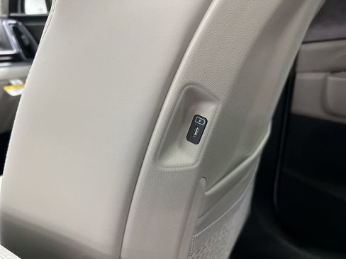 New 2026 Kia Sorento SX image 29