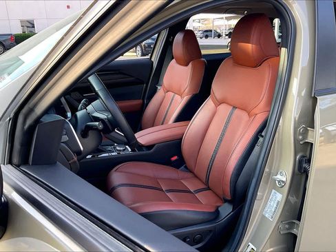 Used 2025 MAZDA CX-50 Meridian Edition w/ Apex Package image 8