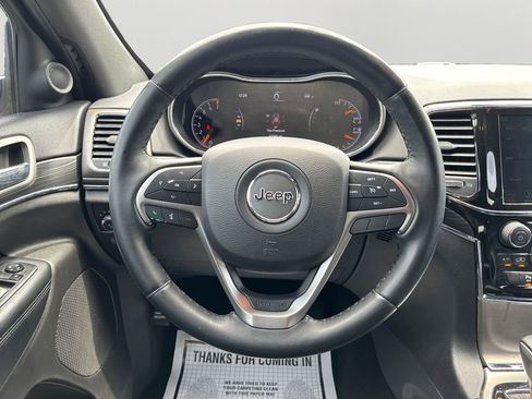 Used 2019 Jeep Grand Cherokee Limited w/ Luxury Group II RWD image 19