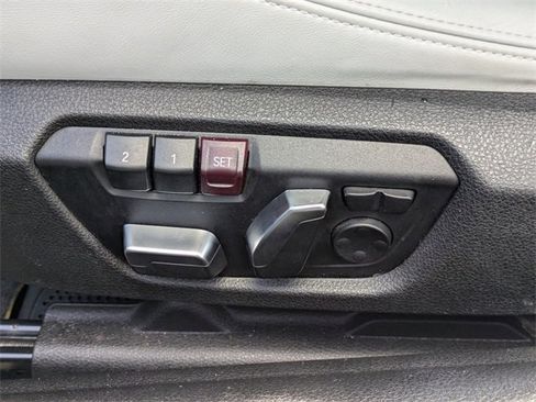 Used 2020 BMW M4 Coupe image 19