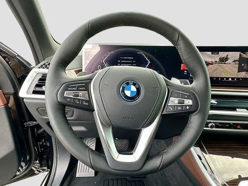 New 2026 BMW X5 xDrive50e w/ Executive Package AWD/4WD image 8