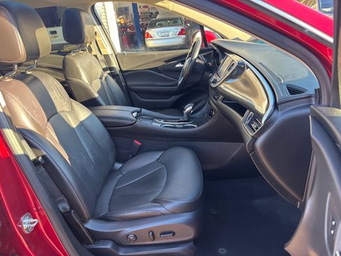 Used 2017 Buick Envision Essence image 15