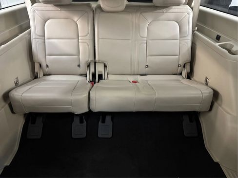Used 2020 Lincoln Navigator L Reserve w/ Equipment Group 201A Reserve AWD/4WD image 41