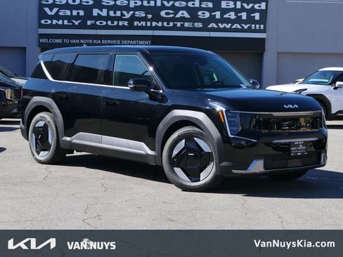 New 2026 Kia EV9 Light image 1