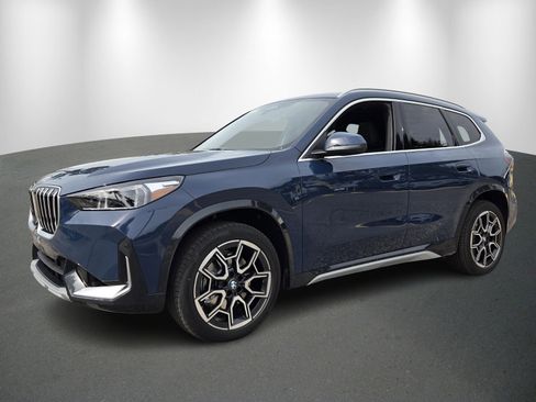 New 2026 BMW X1 xDrive28i image 3