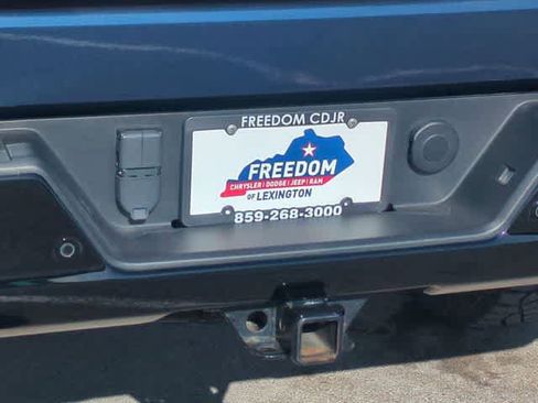 Used 2022 Chevrolet Silverado 1500 ZR2 w/ Technology Package image 37