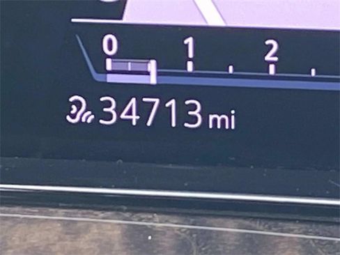 Used 2023 Cadillac Escalade Premium Luxury w/ Performance Package image 21