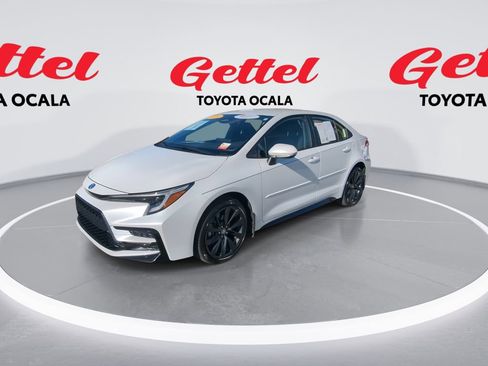 Used 2024 Toyota Corolla SE image 4
