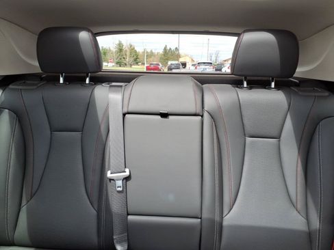 Used 2023 Buick Envision Essence w/ Sport Touring Package AWD/4WD image 14