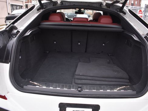 Used 2021 BMW X6 sDrive40i w/ M Sport Package image 32