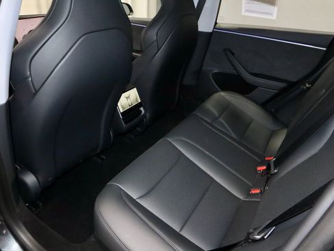 Used 2024 Tesla Model 3 Performance image 23