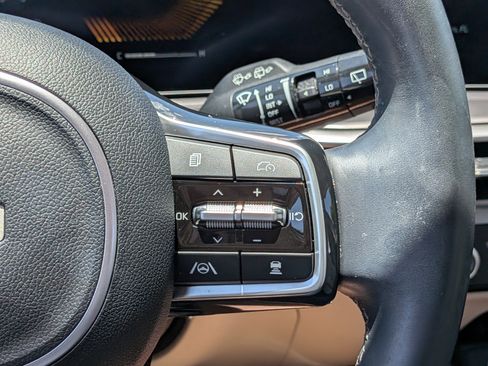 Used 2024 Kia Sorento S FWD image 26