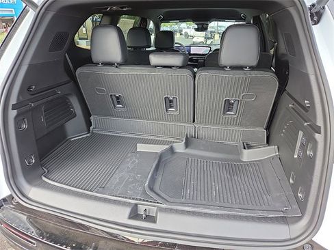 New 2026 Buick Enclave Sport Touring w/ Power Package image 6