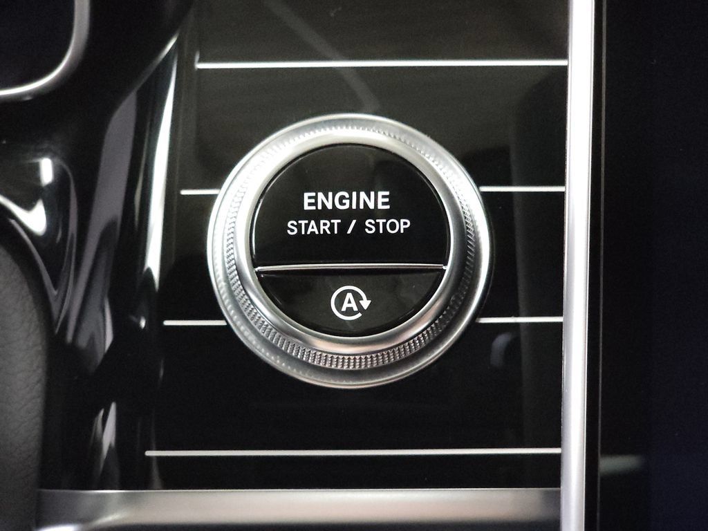 Used 2024 Mercedes-Benz S 580 4MATIC Sedan image 16
