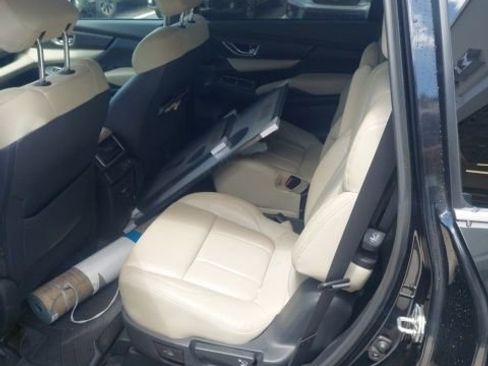 Used 2021 Subaru Ascent Limited w/ Technology Package image 2