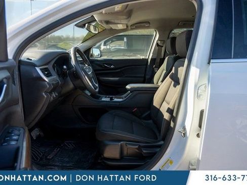 Used 2021 GMC Acadia SLE image 5