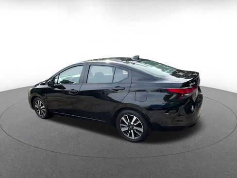 Used 2025 Nissan Versa SV FWD image 8