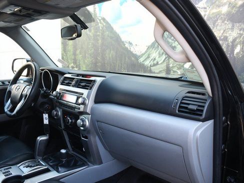 Used 2011 Toyota 4Runner SR5 w/ Premium Pkg w/Leather AWD/4WD image 25