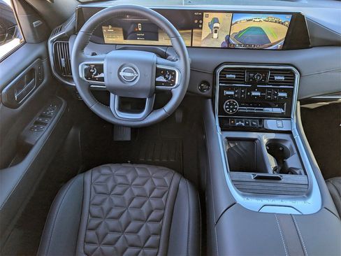 New 2026 Nissan Armada Platinum image 9