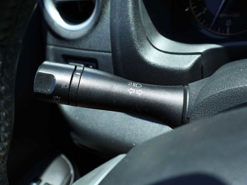 Used 2016 Nissan Versa Note SV FWD image 26
