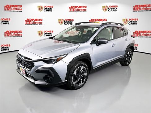 Certified 2024 Subaru Crosstrek 2.5i Limited w/ Crosstrek Mirror Package image 13