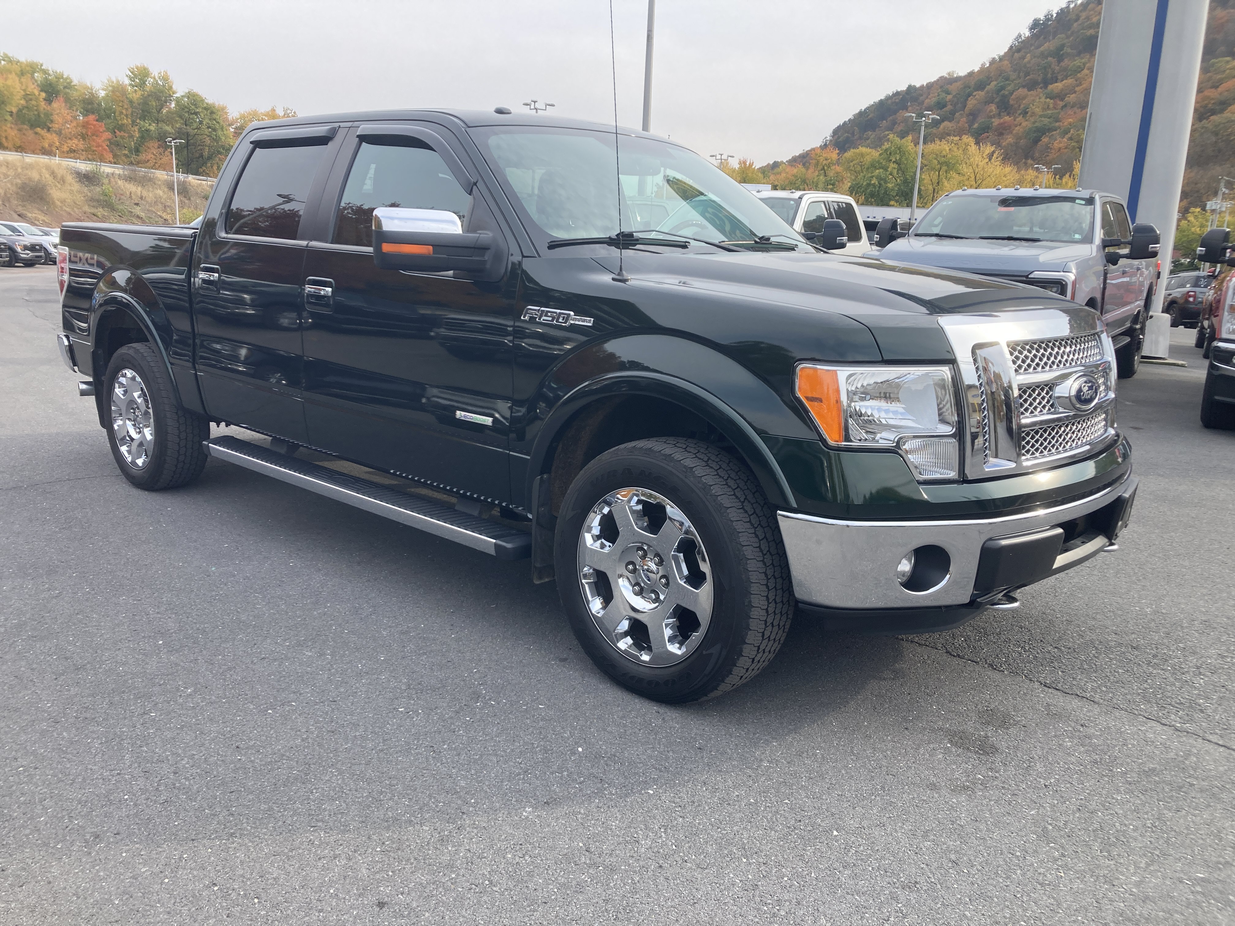 Used 2012 Ford F150 Lariat w/ Lariat Chrome Pkg AWD/4WD image 4