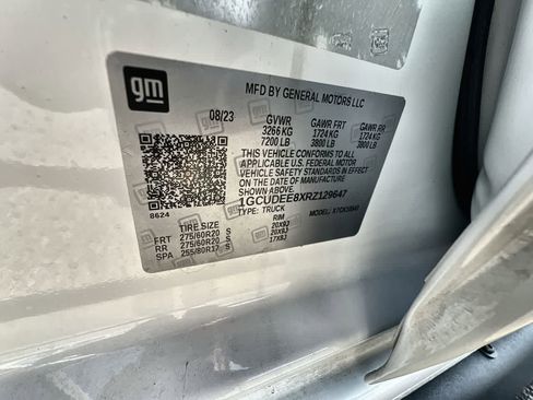 Used 2024 Chevrolet Silverado 1500 RST w/ Z71 Off-Road Package image 32